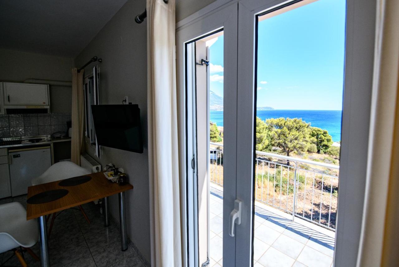 Pessada Bay Studios And Apartments Pesádha Buitenkant foto