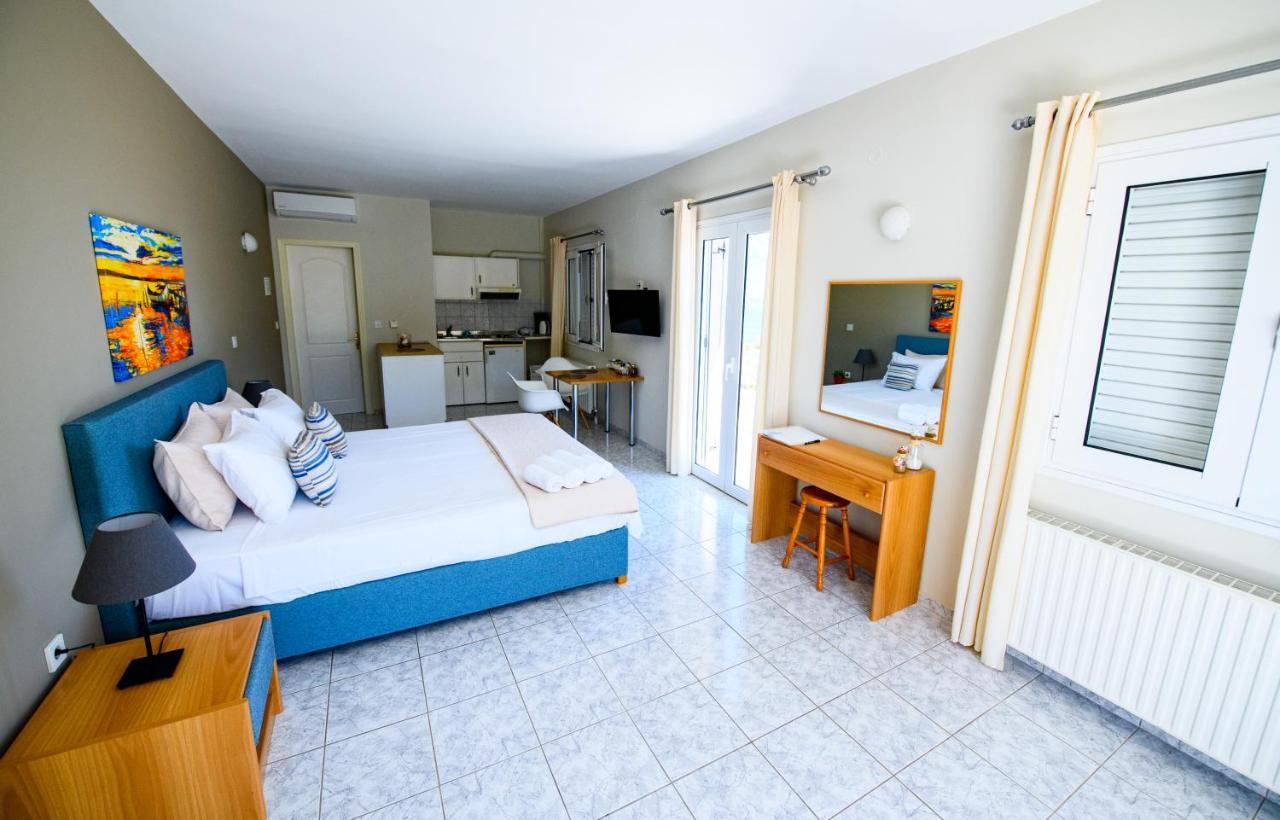 Pessada Bay Studios And Apartments Pesádha Buitenkant foto